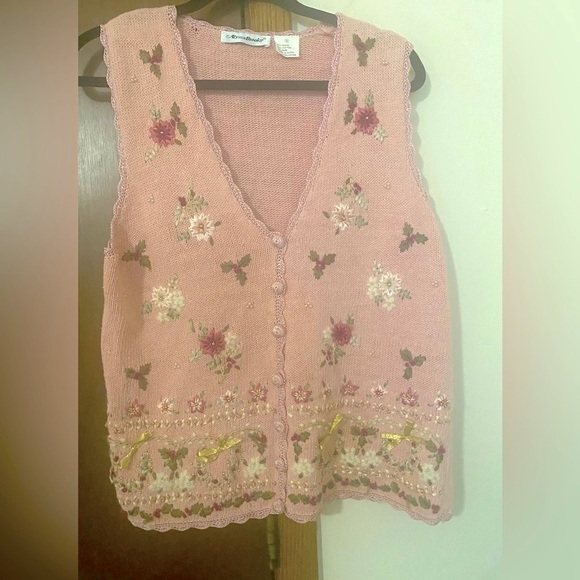 Alyssa Brooke woman’s vintage sweater vest - Picture 1 of 5